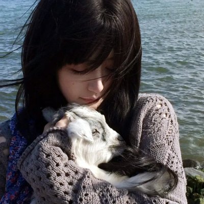 当红男星深夜密会神秘女子，短时间内内幕曝光，评论区沦陷